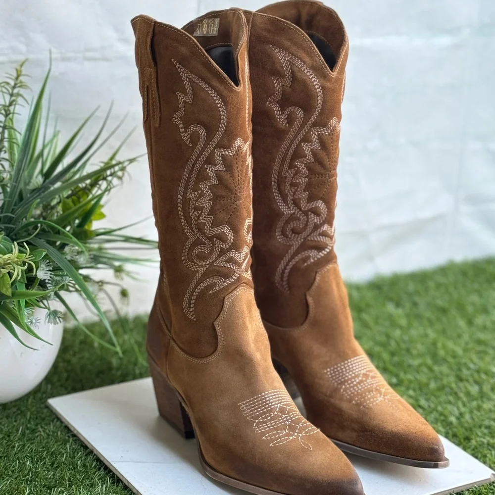 ZIGI Rosary Western Boot ZIGI Suede Light Brown size 41 US 10 New